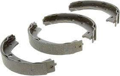 Rear Parking Brake Shoe Set SFS000051 Compatible With AUDI Q7 (4LB) LAND ROVER RANGE ROVER III (L322)MERCEDES-BENZ GL-CLASS (X164)