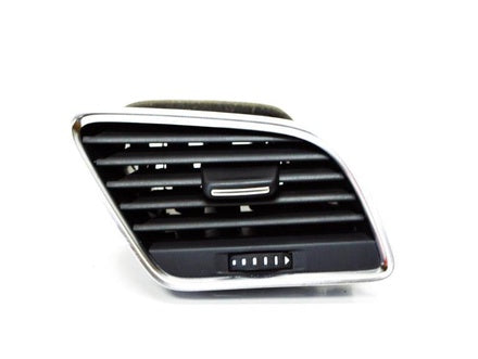 Audi Q3 Black AC Vent Grille Center 8U2820951B Right 8U2820902B Left 8U2820901B