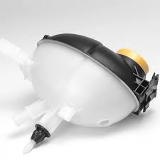 Coolant Bottle 2045000549 2045000749 A2045000049 A2045000549 A2045000749 For MERCEDES-BENZ C-CLASS W204 E-CLASS W212 Tag-B-16