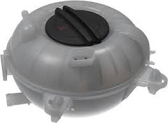 Coolant Bottle 5Q0121407A 5Q0121407F 5Q0121407G 5Q0121407M 5Q0121407S For AUDI A3 Tag-B-24