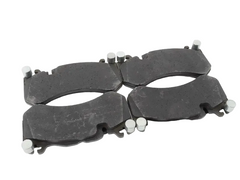 Front Brake Pad Set 0054206620 Compatible With Benz W204 W212