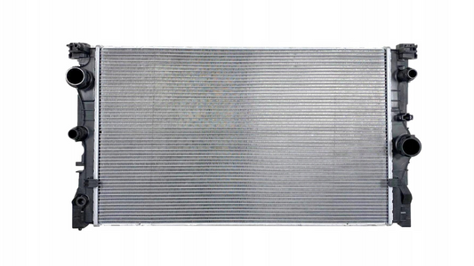 Engine Radiator 17118699790 Compatible With BMW G30 G31