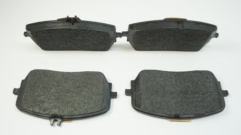 Front Brake Pad Set 0004207802 Compatible With Mercedes Benz W167 GLE