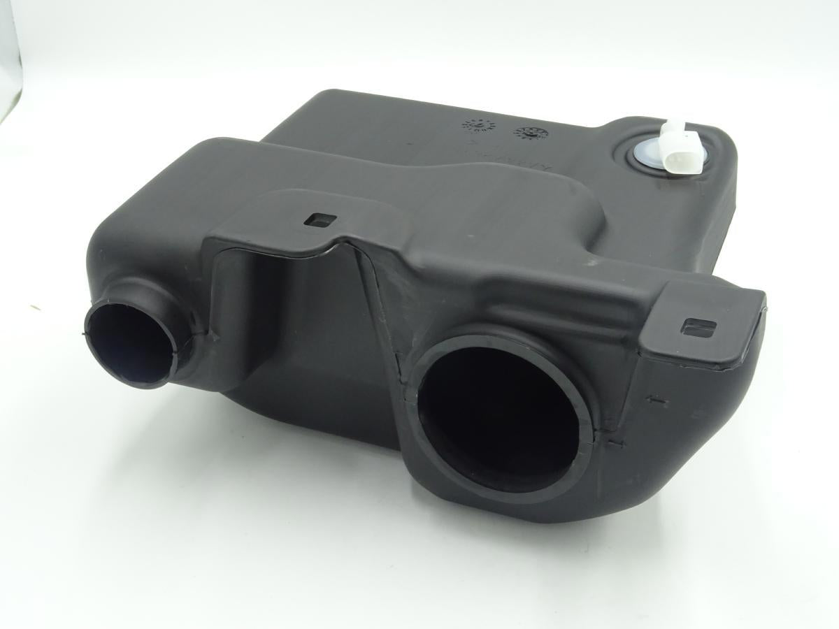 WATER TANK 0008690100 Compatible With MERCEDES BENZ W477