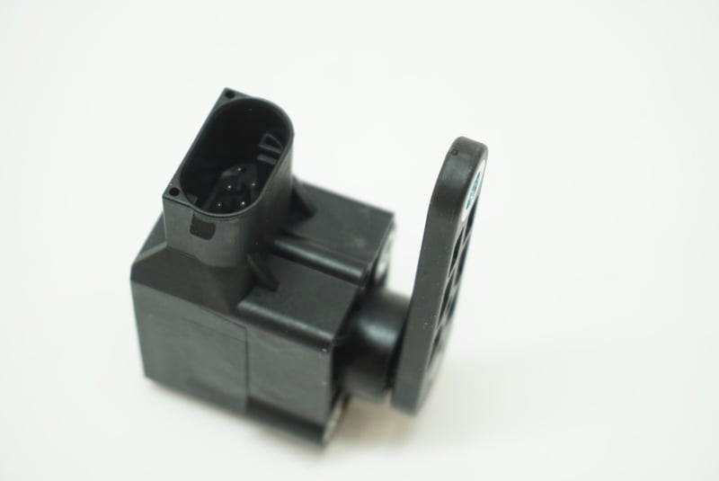 Height Level Sensor 0105427717 Compatible With Mercedes Benz W220