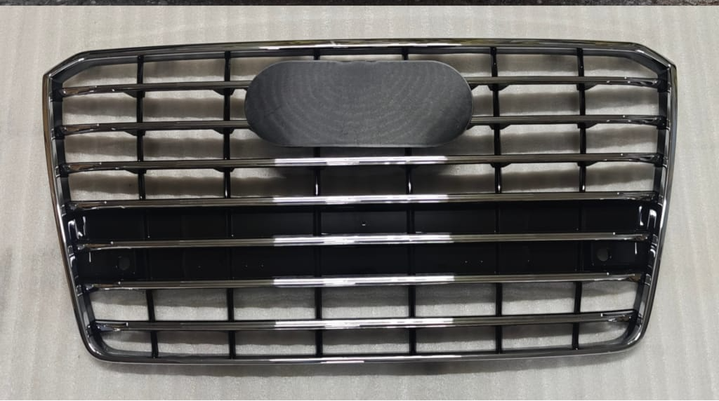 Glossy Black Original Show Grill (Silver + Black Show Grill) 4H0853651AB Compatible With Audi A8 (2015-2018) Quattro Tag No.113
