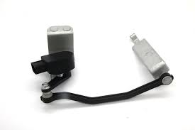 Front Left  Headlight Level Sensor 31288271 30782268 30782818 Compatible With Volvo XC60 & S60 & S80