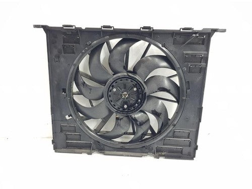Engine Cooling Fan Assembly 17428677740 Compatible With BMW G30 G38 W600