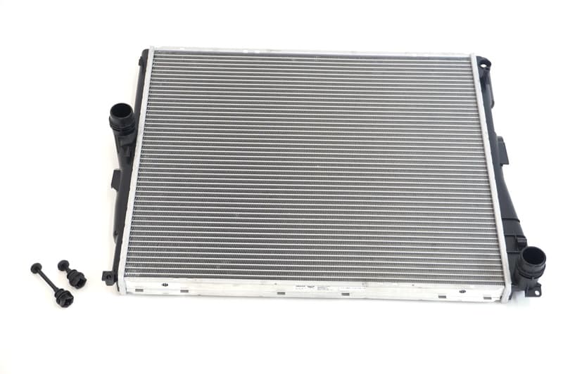 Engine Cooling Radiator 17113400013 Compatible With BMW X3 E83