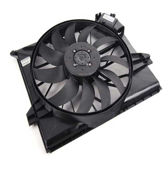 Electric Engine Radiator Cooling Fan Assembly 17427545366 Compatible With BMW E88 E90 X1 E84 W600