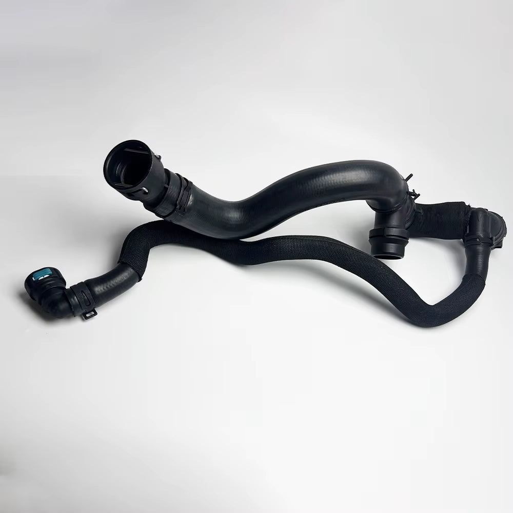 Radiator Coolant Hose LR081657 Compatible With Land Rover Upper