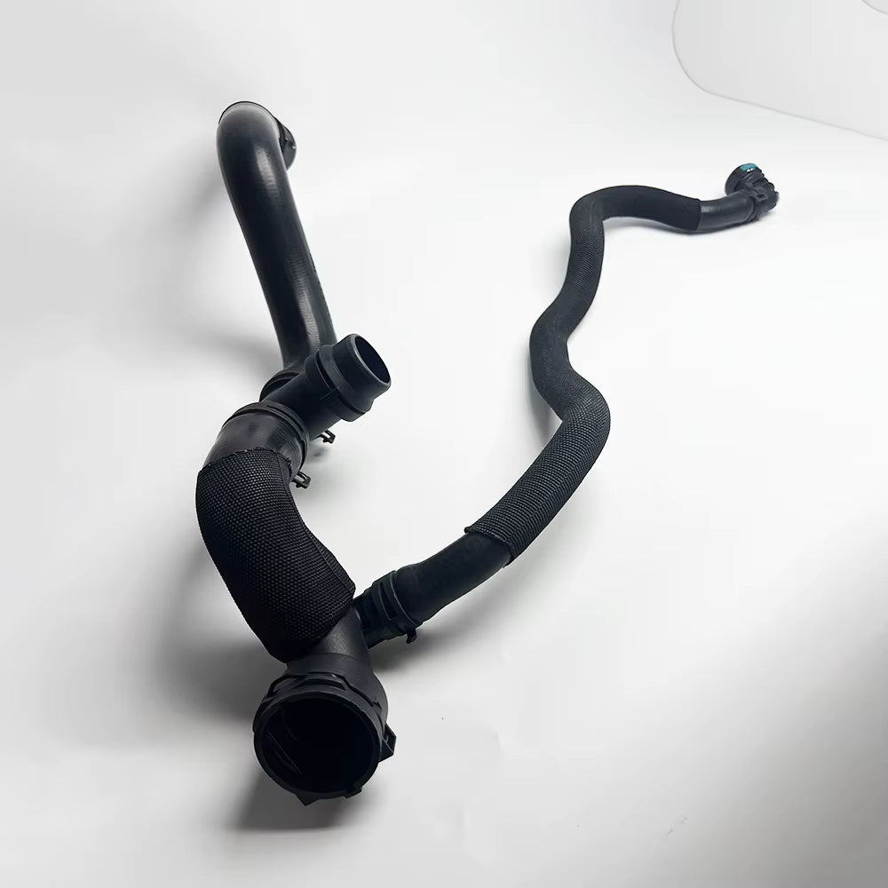 Radiator Coolant Hose LR081657 Compatible With Land Rover Upper