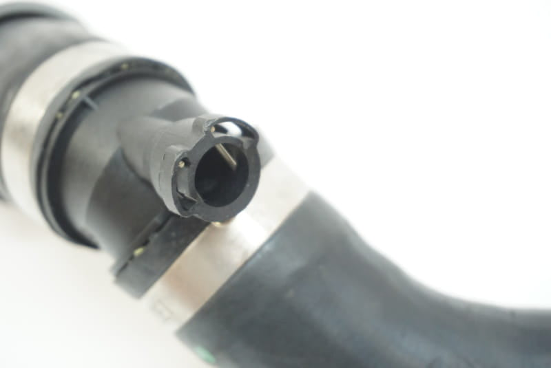 Coolant Hose 2115017782 Compatible With Mercedes Benz W211