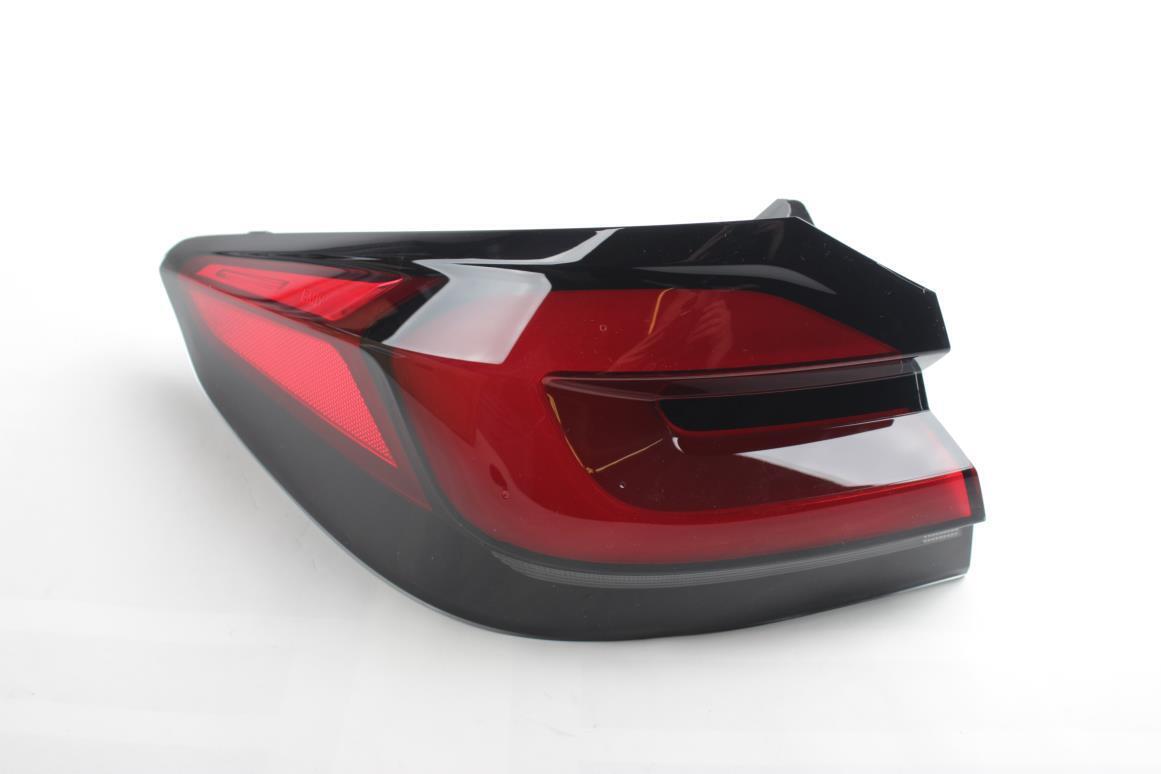 Tail Light Rear Lamp  Left 63218493811 & Right 63218493812 Compatible With BMW 5 Series G30 (2020-2022) Tag No.65