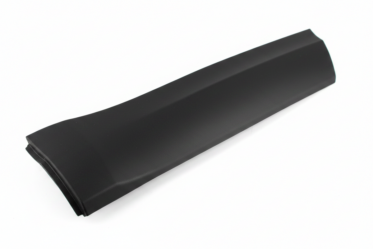 Rear Door Strip Right LR082944 & Left LR082945 Compatible With Land Rover Discovery 5 L462