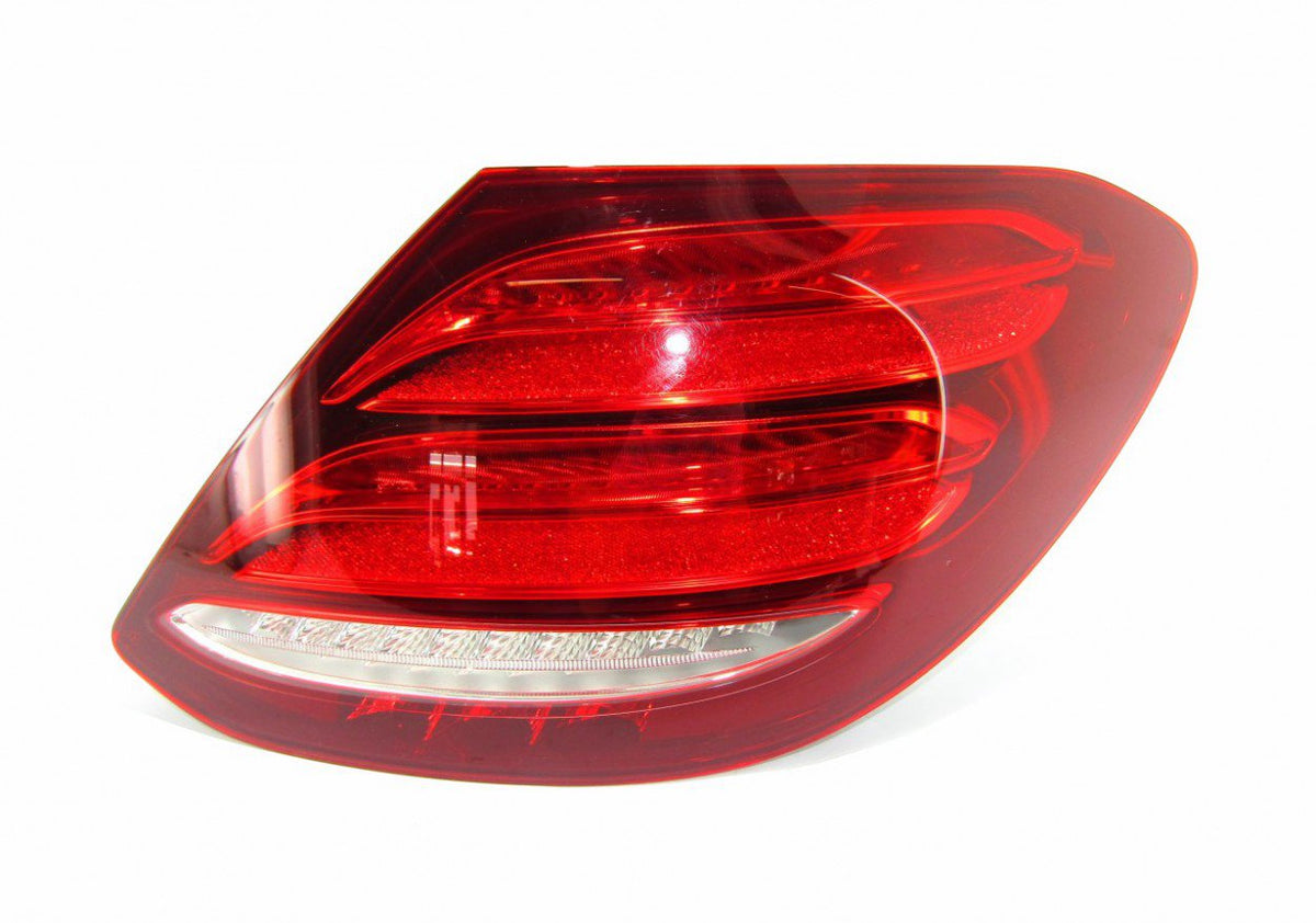 Tail Light Rear Lamp Compatible With MERCEDES-BENZ E-CLASS W213 (2016-2020) Tail Light Rear Lamp Left A2139067900 & Right A2139068000 Tag-TLM-108