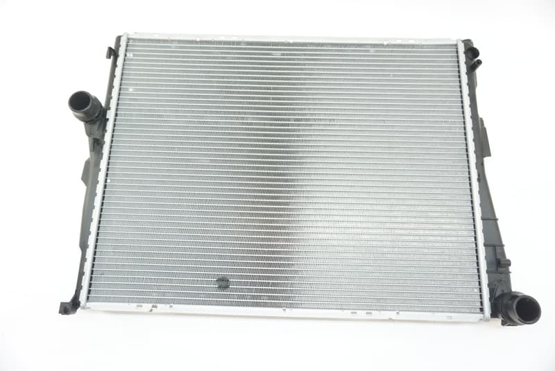 Radiator 17111611565 17111611573 17111613108 17119071517 17119071518 Compatible with BMW Z4 Roadster (E89)