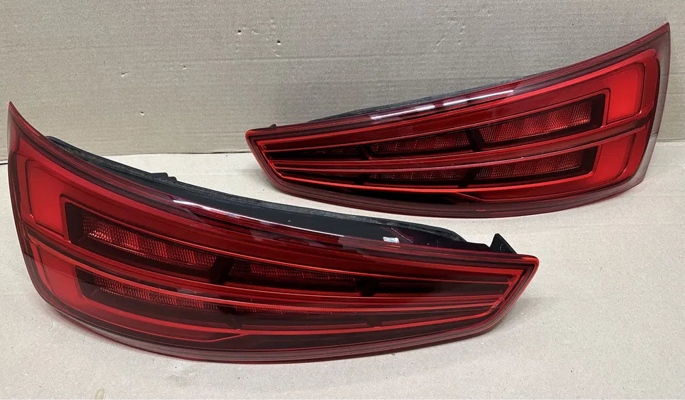 Tail Light Rear Lamp Compatible With AUDI Q3 8UB, 8UG (5pin) (2015-2018)  Tail Light Rear Lamp Left 8U0945093N & Right 8U0945094N