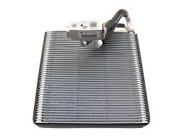 Air Conditioning Evaporator (Cooling Coil) 5Q2820102D 5Q2816100A 5Q2820102B Compatible with AUDI A3 Convertible (8V7, 8VE) | A3 / S3 & Q3 Sportback (F3N) & TT (FV3, FVP) & VW GOLF VII Van (5G1) &  SKODA KAROQ (NU7, ND7)