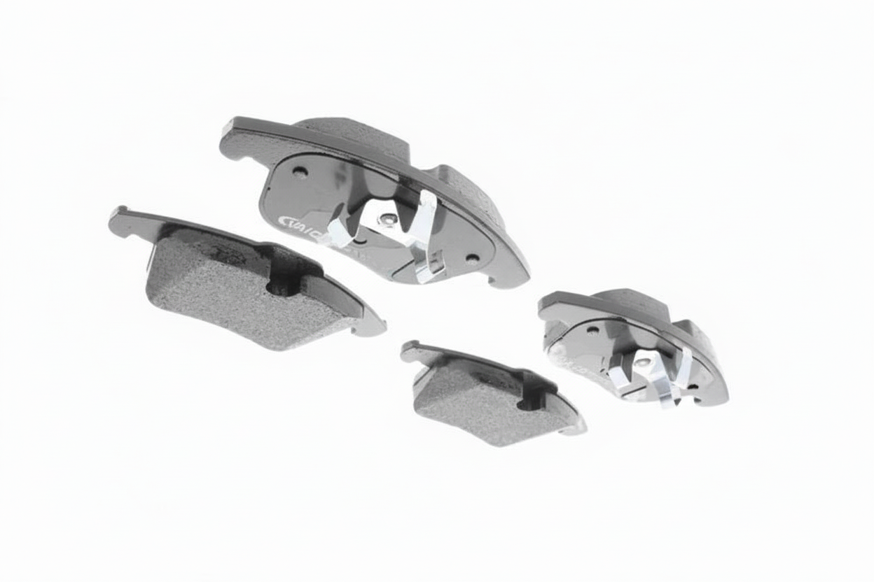 Front Brake Pads 32373179 Compatible With 30793107 & 30793540 & 30793941 & 425403 VOLVO S80