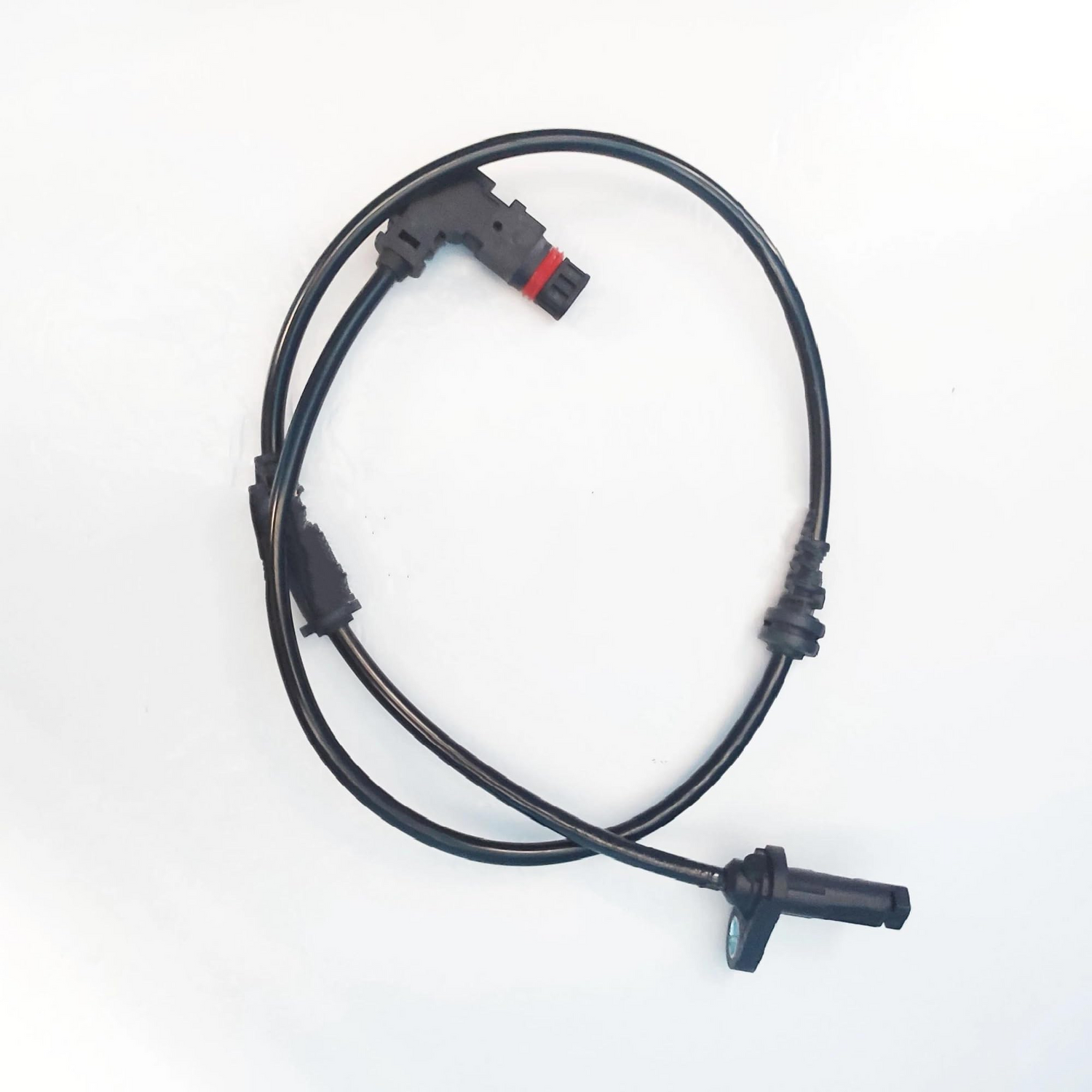 Front ABS Wheel Speed Sensor 2075400017 Compatible With Mercedes Benz W204