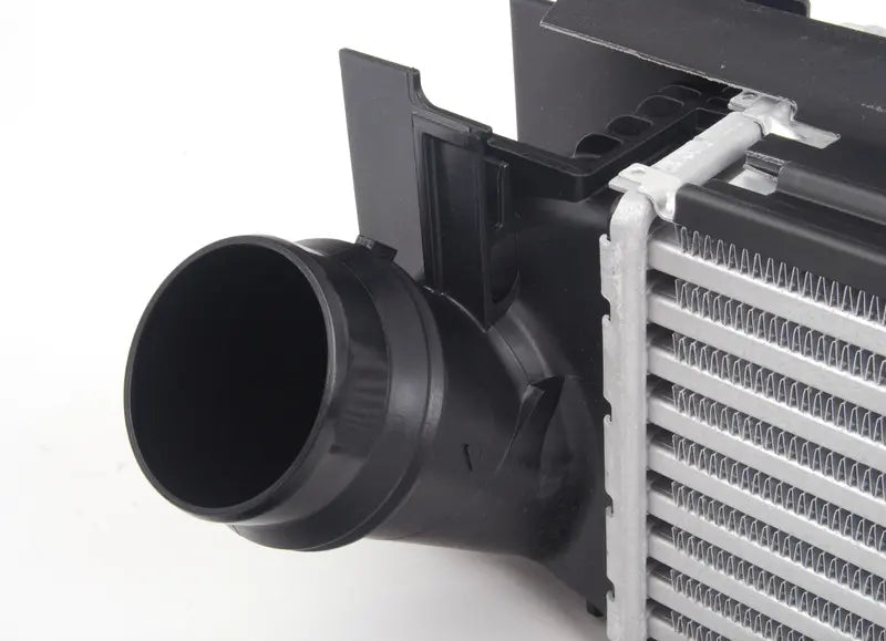 Intercooler Radiator 17517600531 17517600532 17517618809 Compatible With BMW 1 Series (F20), 3 Series (F30)