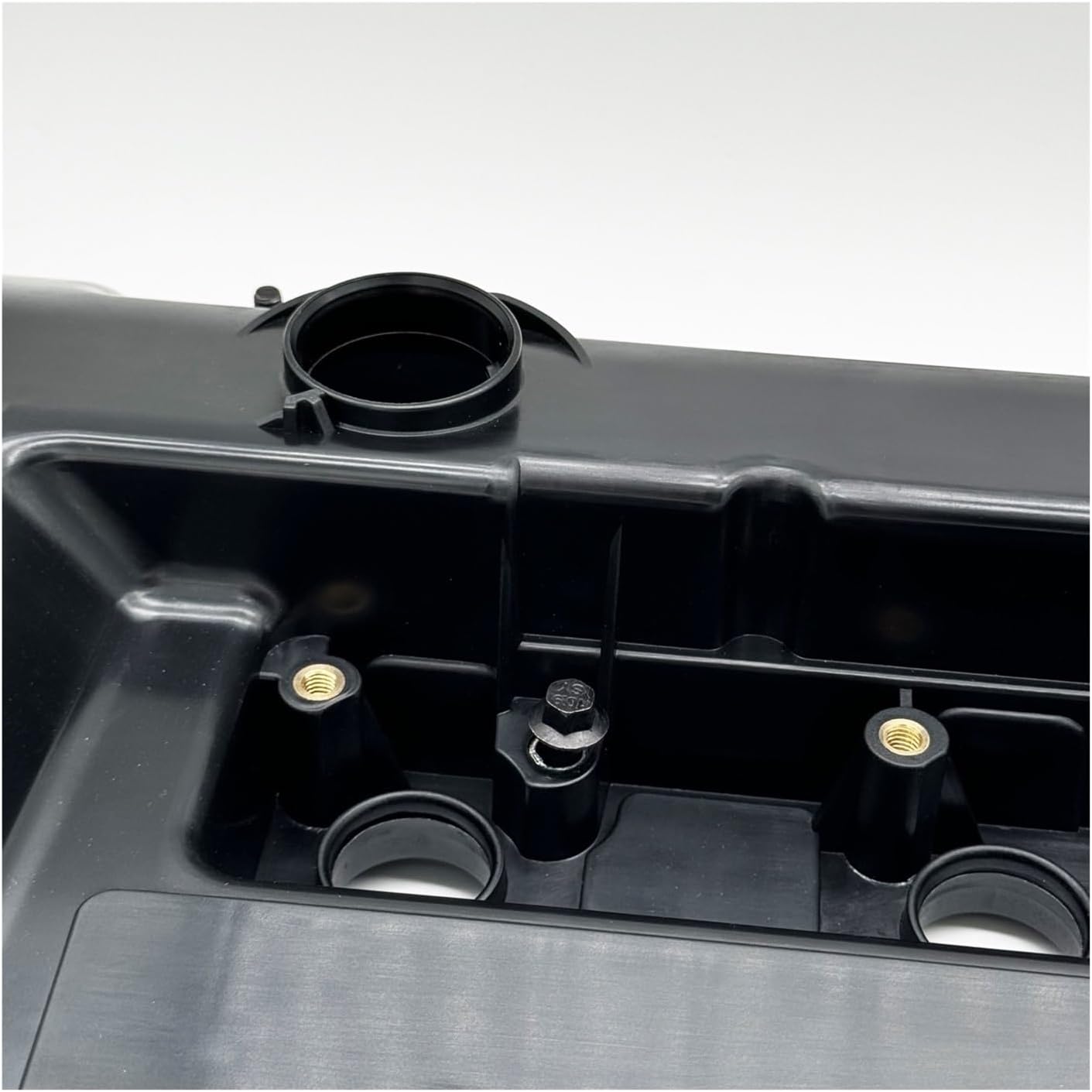 Cylinder Head Cover Valve Cover 30758079 Compatible With Volvo S60 S80 XC70 XC60