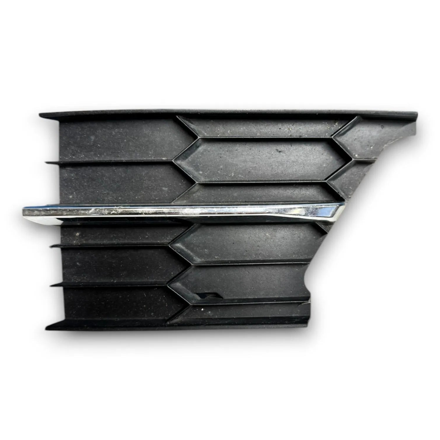 Front Bumper Grill Set (With Chrome) Left 3T0853665B 3T0853767A & Right 3T0853665B 3T0853768A Compatible With Skoda Superb (2013-2015) Tag No.513