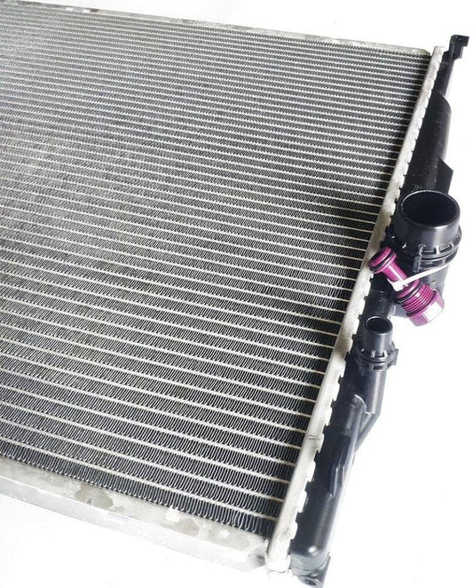 Engine Cooling Radiator 17113415693 Compatible With BMW X3 E83