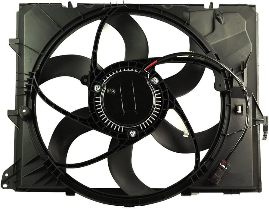 Engine Cooling Fan Assembly 17117590699 Compatible With BMW E90 E91 W400