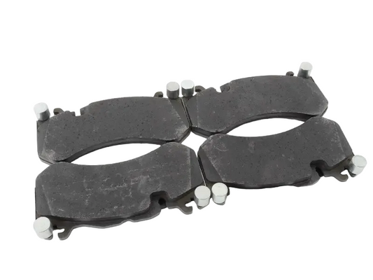 Front Brake Pad Set 0054206620 Compatible With Benz W204 W212