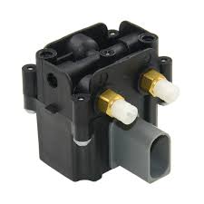 Air Suspension Solenoid Valve Block 37206789450 Compatible With BMW 7 Series F01 F02 & X5 F15