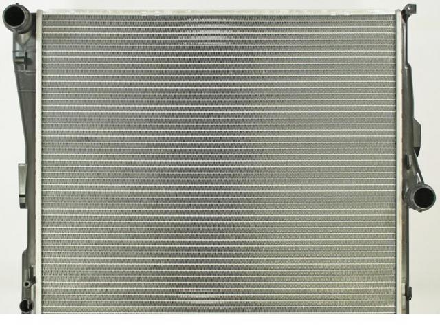 Engine Cooling Radiator 17113400013 Compatible With BMW X3 E83
