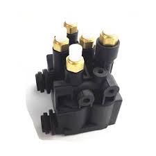 Air Suspension Solenoid Valve Block Rear LR070246 Compatible With LAND ROVER DISCOVERY V L462 & RANGE ROVER IV L405 & RANGE ROVER SPORT II L494