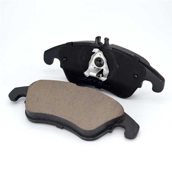Front Brake Pad Set 0054201020 Compatible With Mercedes Benz W212