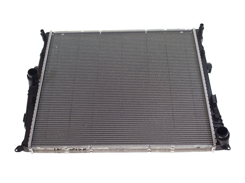 Engine Cooling Radiator 17118623366 Compatible With BMW X3 E25