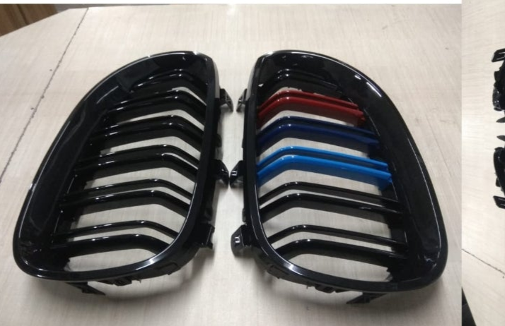 Multi Colour Kidney Grill Set 51137065701=L.H & 51137965702=R.H Compatible With BMW 5 Series E60 Tag 1