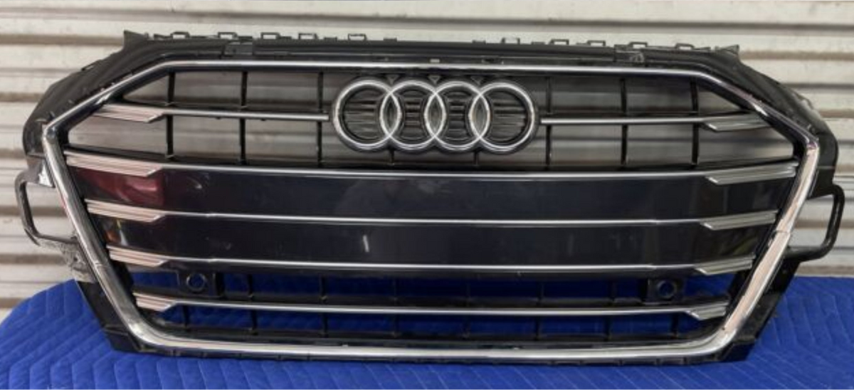 Show Gril Compatible With  Audi A4 B9 Facelift(2020-23) Shiny Black Chrome Tag 31