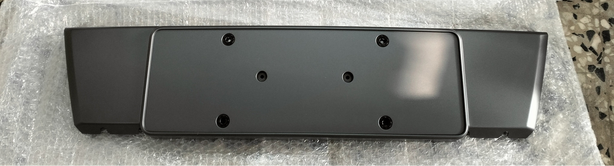 Licence Plates With Sensor Hole 8U0807285C 8U0807285C1QP W/O Sensor Hole 8U0807285D Compatible With Audi (Q3)