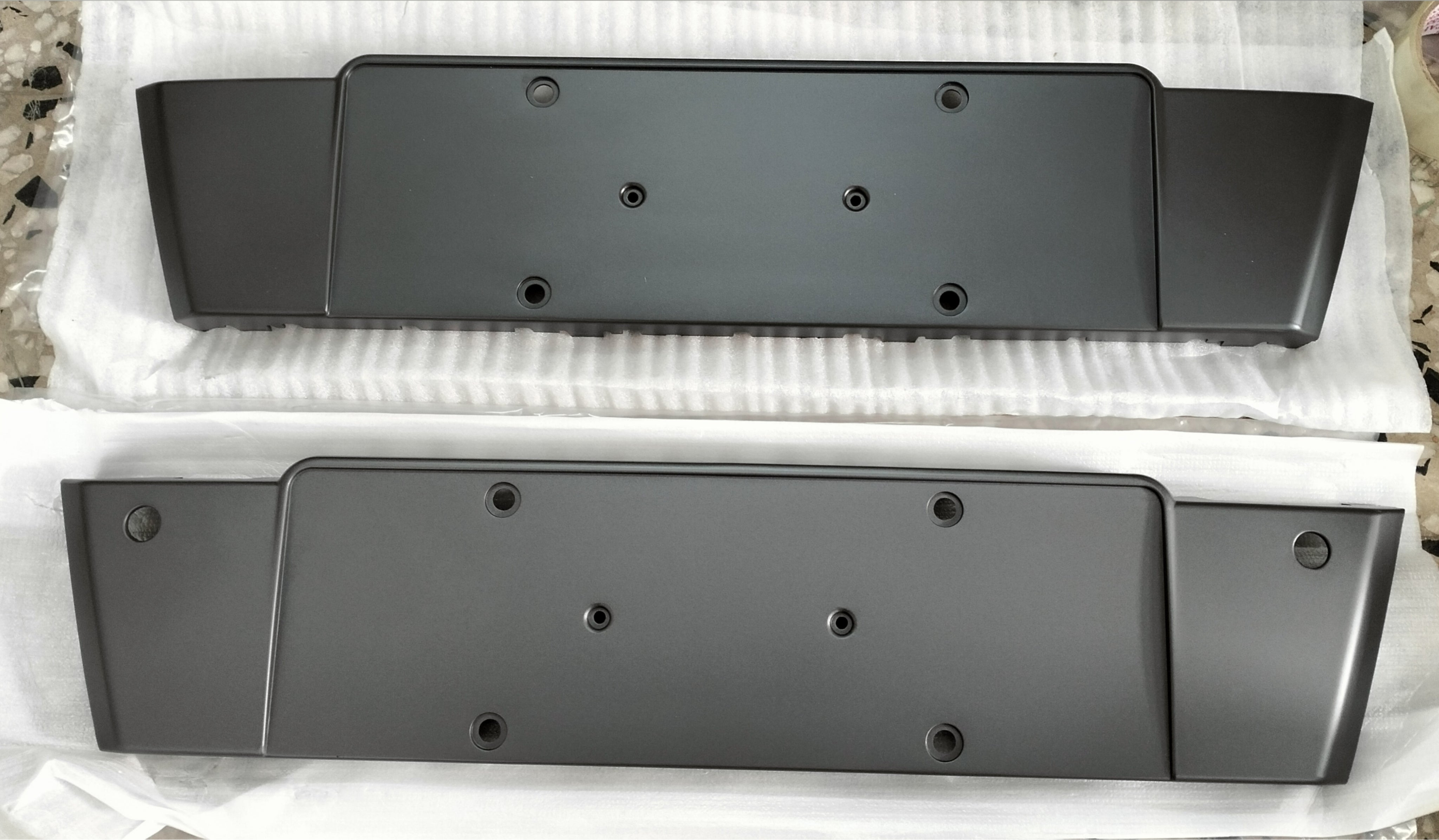 Licence Plates W/O Sensor Hole 8R0807285C With Sensor Hole 8R0807285D Compatible With Audi (Q5)