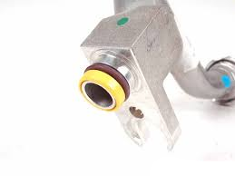 A/C Suction Hose Pipe 64509181828 Compatible With BMW E63