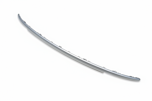 Front Bumper Lower Strip LR157968 Compatibe With LAND ROVER RANGE ROVER VOGUE 2023