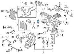 Expansion Valve 5Q0816679B Compatible With AUDI A3 Convertible (8V7, 8VE) | A3 / S3 & SKODA KAROQ (NU7, ND7) & VW GOLF VII Van (5G1)
