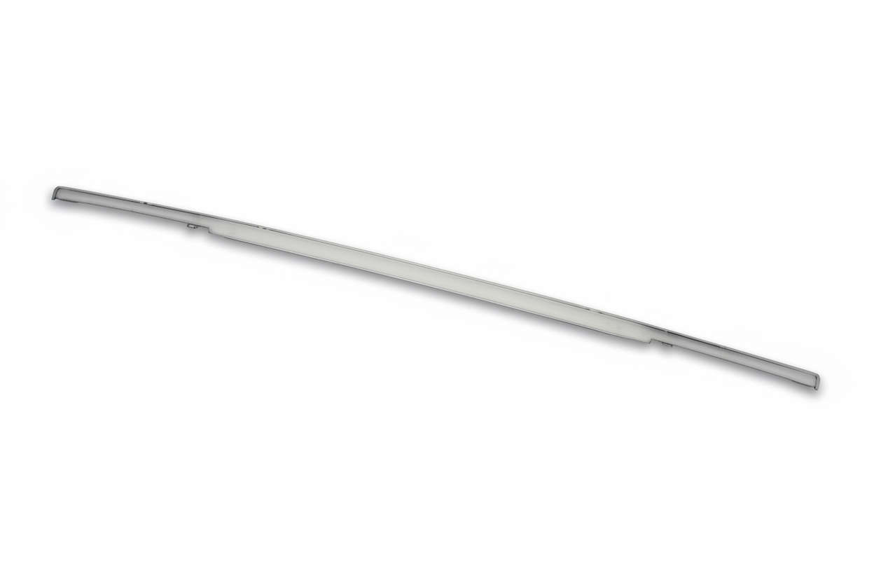 Front Bumper Upper Strip LR157965 Compatible With LAND ROVER RANGE ROVER VOGUE 2023
