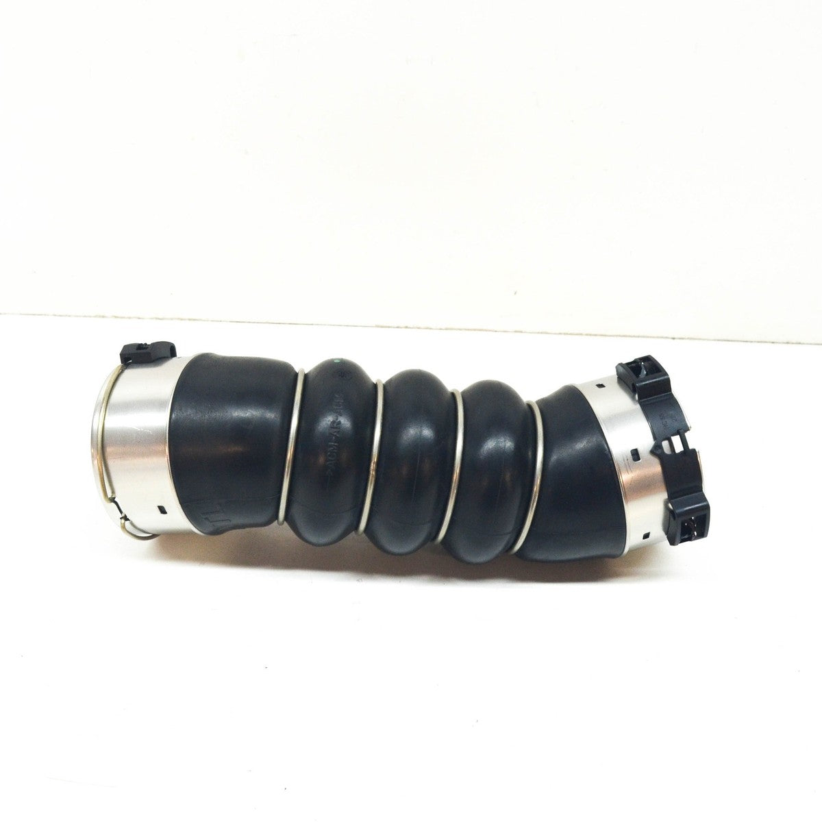 Intercooler Air Charge Pipe Hose Right 11618571024 Compatible With BMW 3 G20