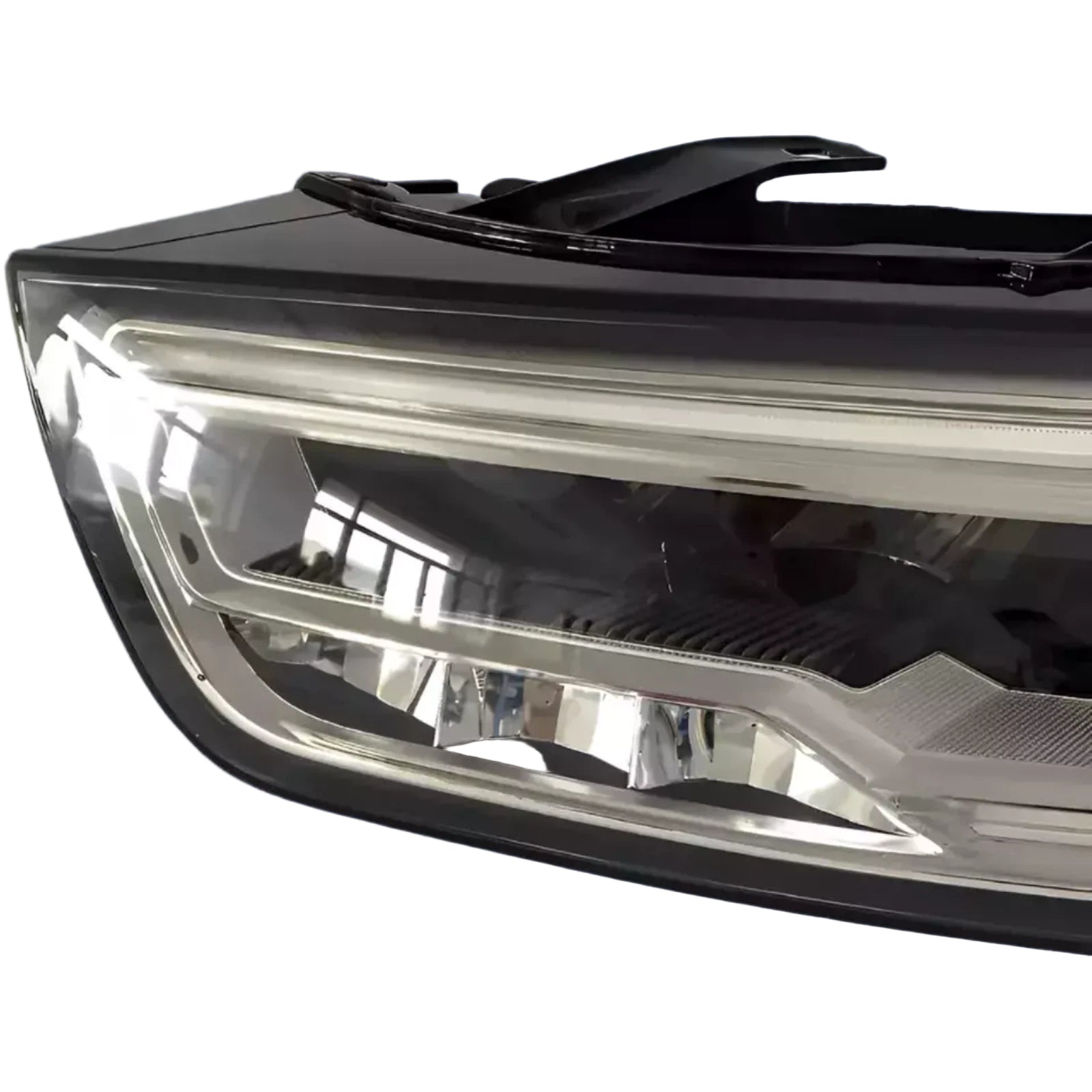 Headlight Headlamp Left 8U0941773B & Right 8U0941774B (With Blaster) Compatible With AUDI Q3 2016 - 2019 Tag No.152
