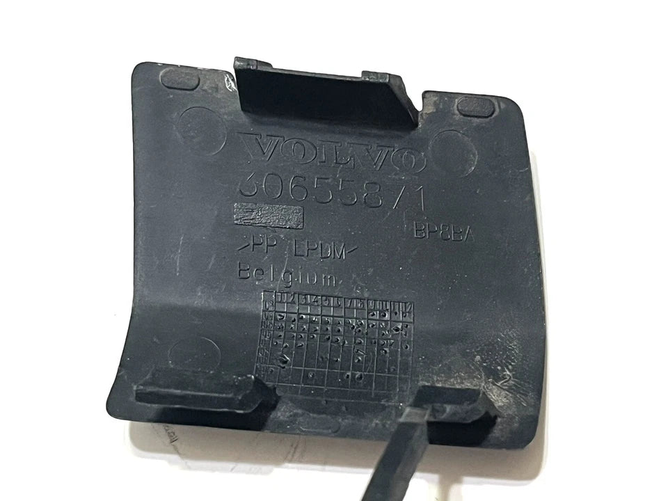 Front Bumper Tow Hook Eye Cover 30655871/39991772 Compatible With Volvo S40