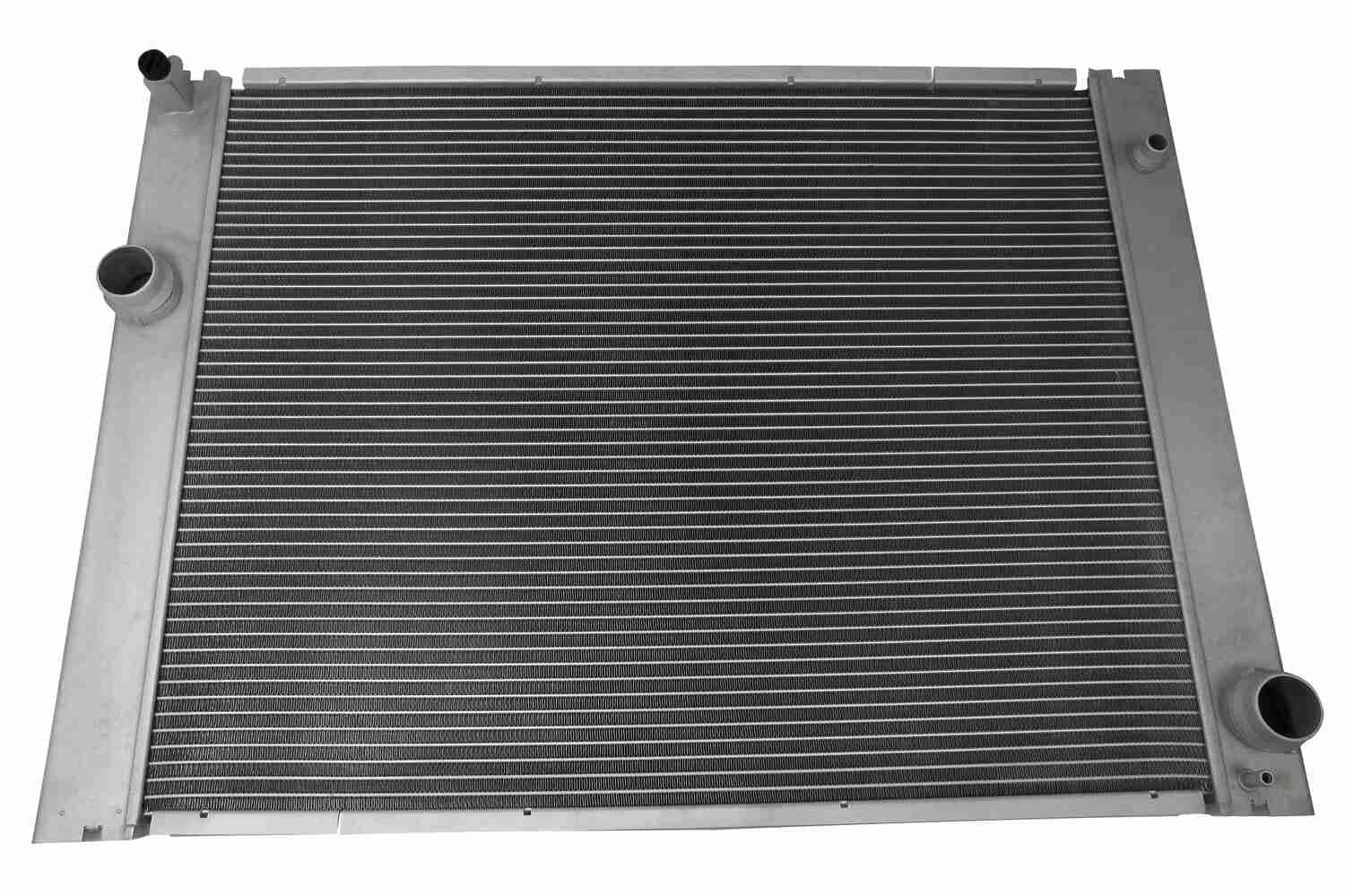 Engine Cooling Radiator 17117519209 Compatible With BMW E60